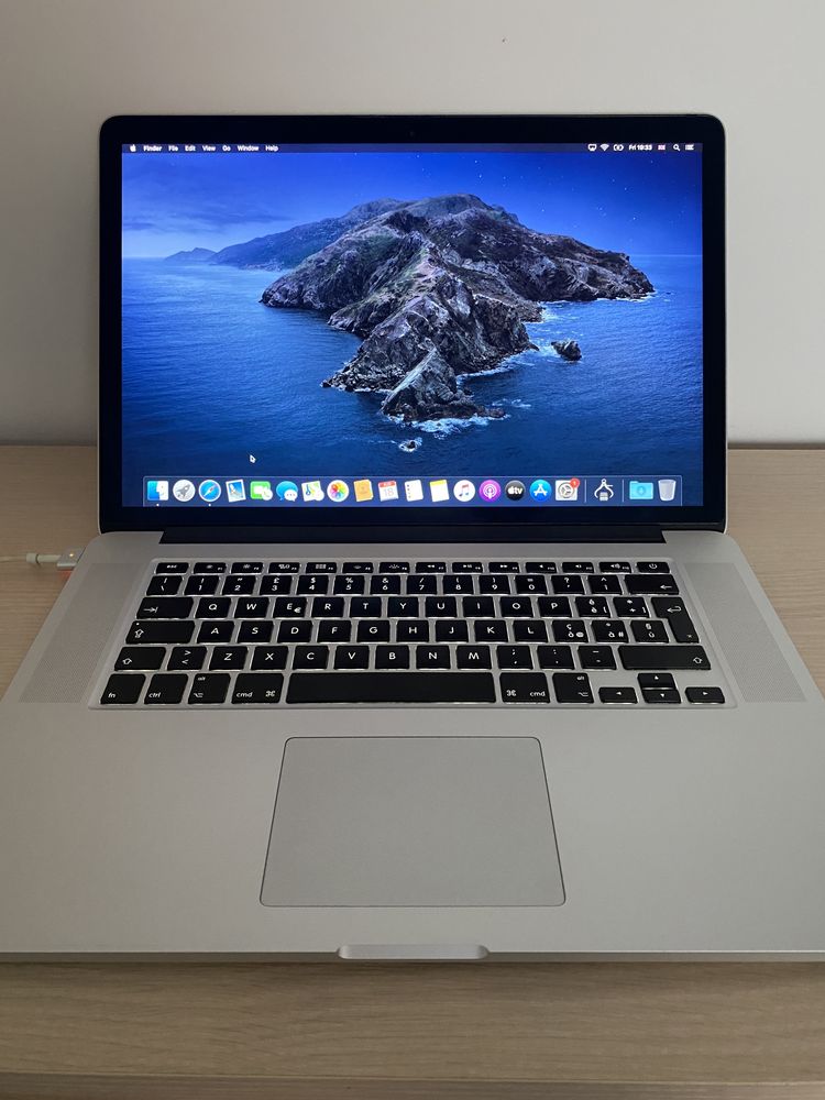 MacBook Pro 15 i7, 16GB Ram, 500gb SSD