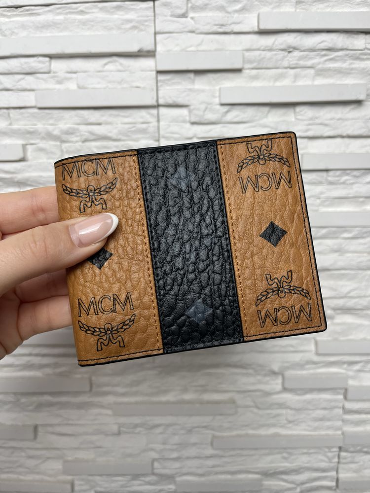 Портмоне на марката MCM
