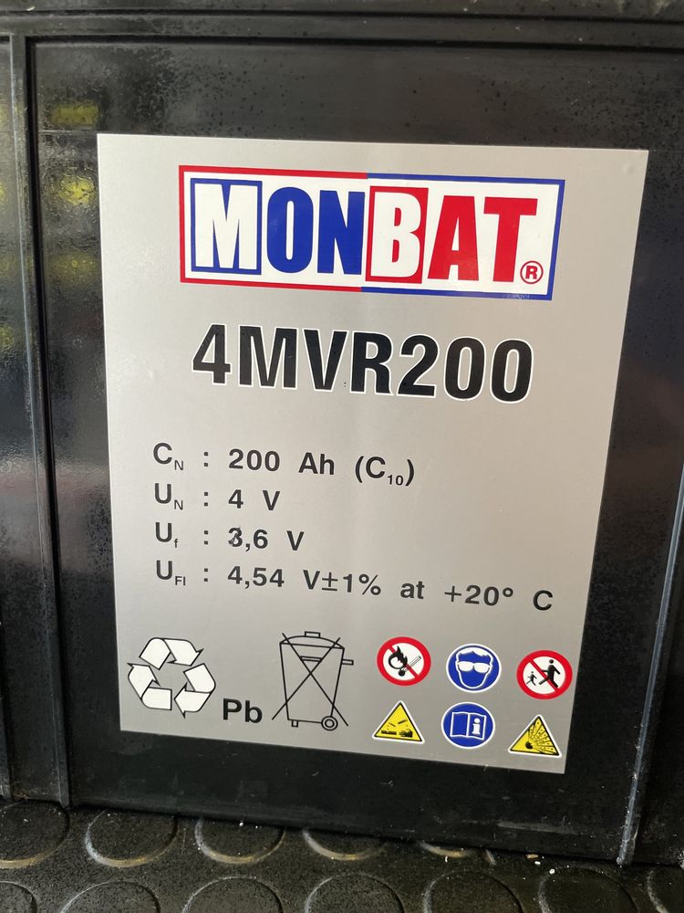 Комплект тягови гелови акумулатори Monbat 4V 200Ah с гаранция