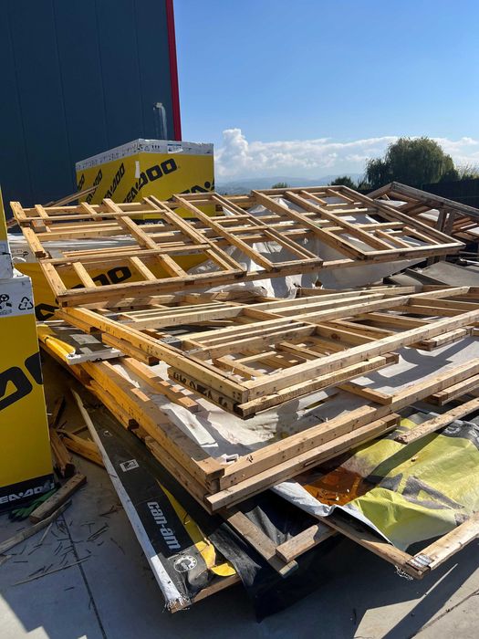 Подаряваме дървен материал