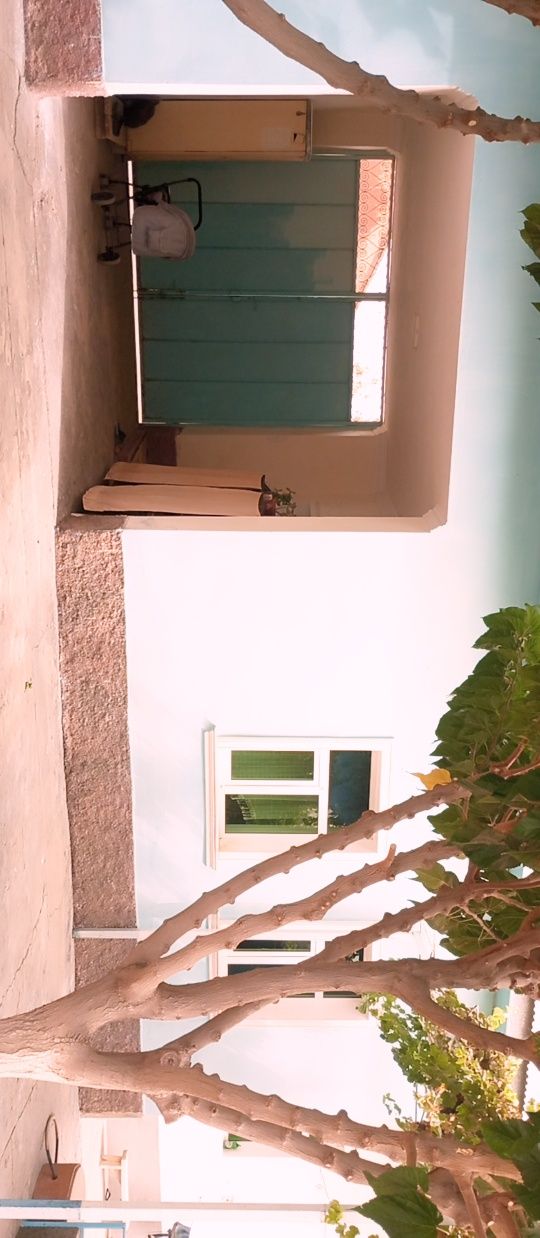 Hovli uy sotiladi 18 sotix