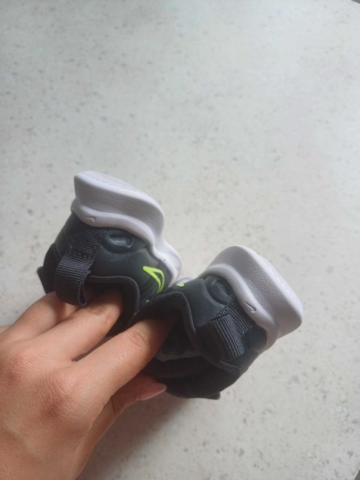 Бебешки маратонки Nike