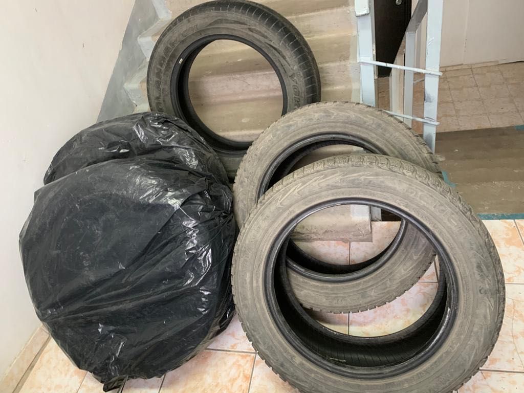 Зимняя резина Nokian 235/55 R17