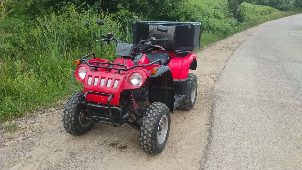 ATV 220cc recent adus in țară