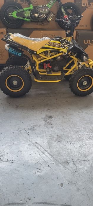 Atv 49cc ultra noua cu garanție pentru copii adus din Germania