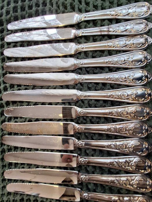 Комплект сребърни прибори за хранене - 75 части