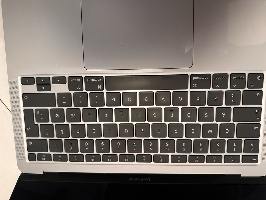 Apple Macbook Air M1 2020 A2337 Pentru Piese