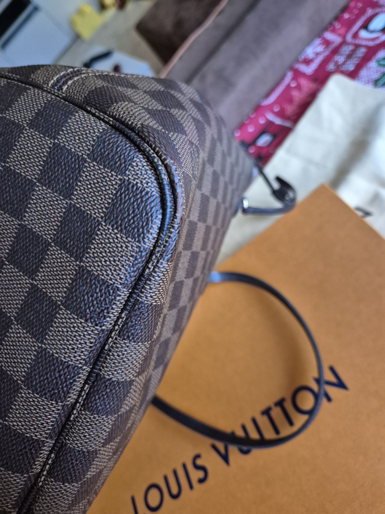 Чанта Louis Vuitton Neverfull MM
