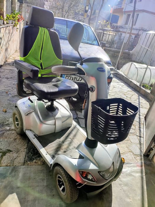 Електрически скутер , количка .