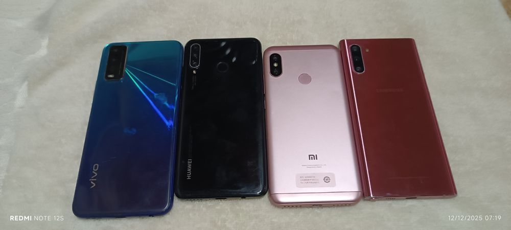 Samsung redmi huawe vivo sotiladi