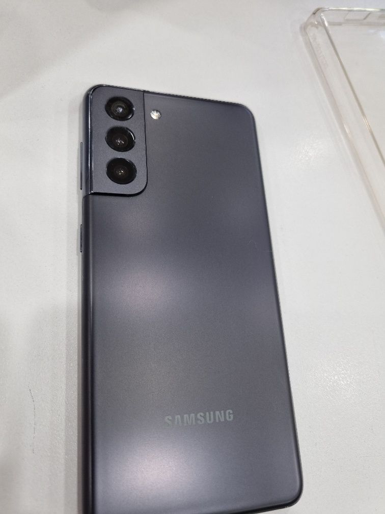 Samsung s 21 5G  srochno sotiladi