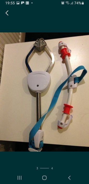 Leagăn pentru tocul uși