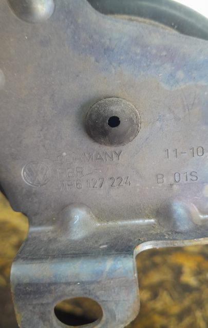 Suport filtru motorina 3.0 TDI 7p6127224 Porsche Cayenne  seria