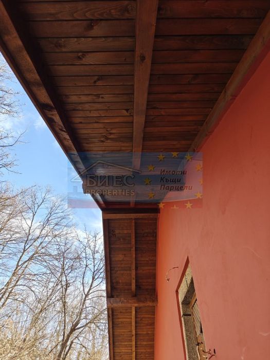 Продава се Къща в с. Углярци, Област Перник - 260 кв.м за 366 €/кв.м - Снимка #15