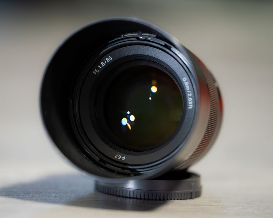 Vând Sony 85mm f/1.8 FE FULLBOX