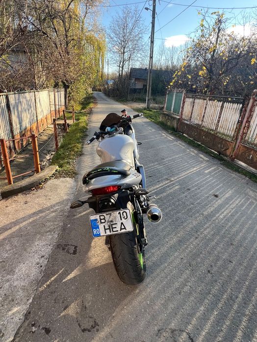 Suzuki sv650s motocicleta