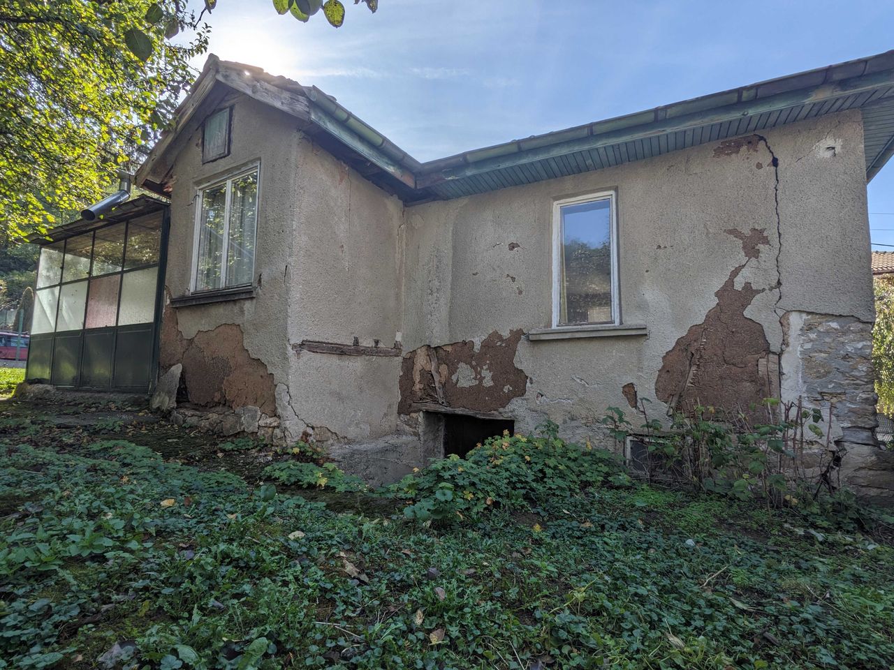 Продава се Къща в Брезник - 80 кв.м за 538 €/кв.м - Снимка #3