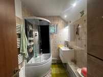 caut colega de apartament