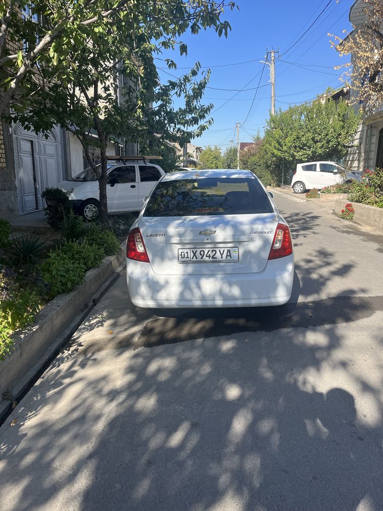 Lacetti chevrolet