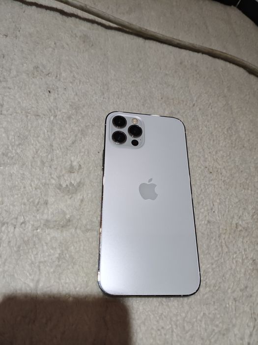 Продам iPhone 12 pro