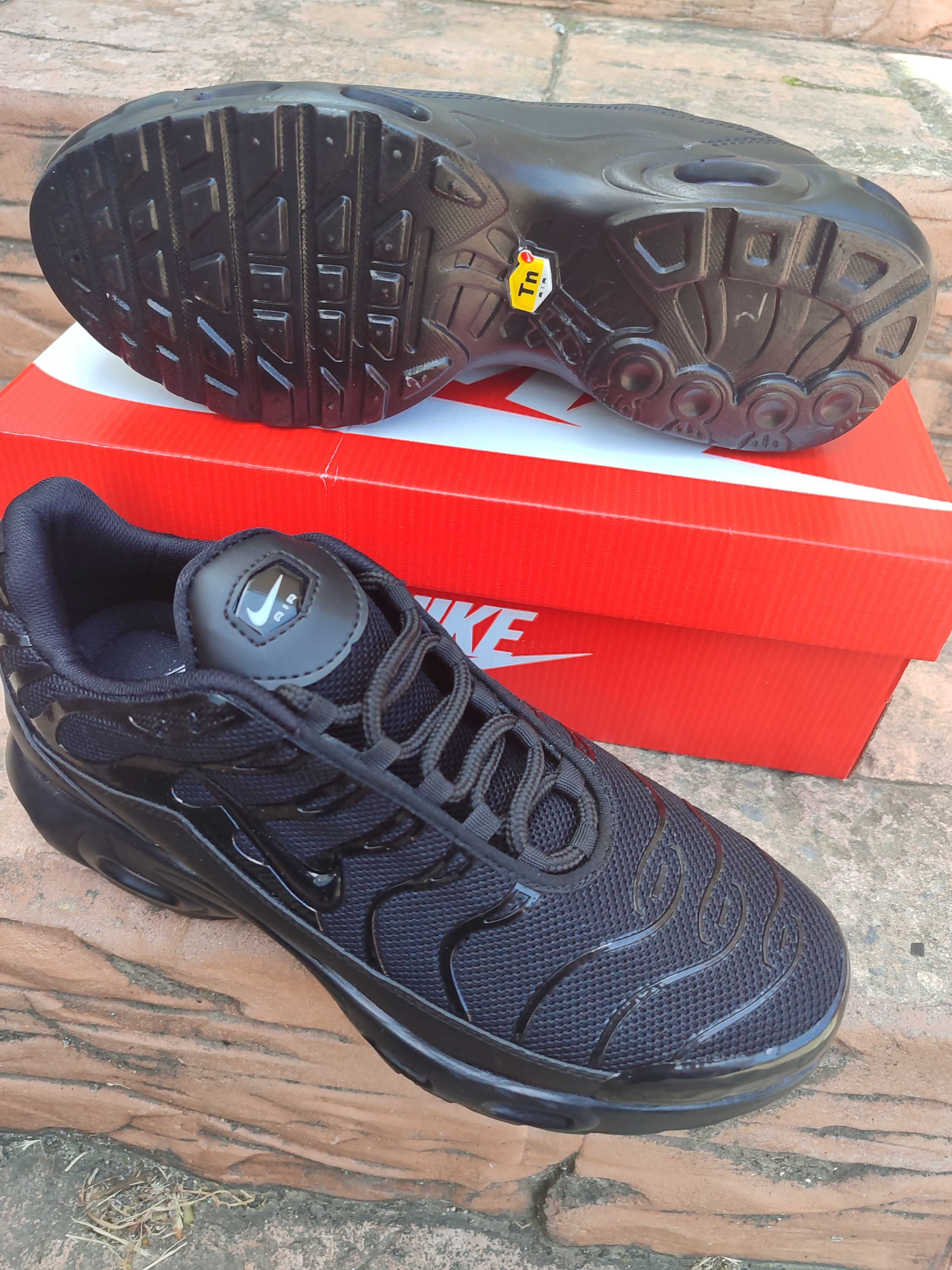 Мъжки маратонки NIke Air max Plus номера 40-46
