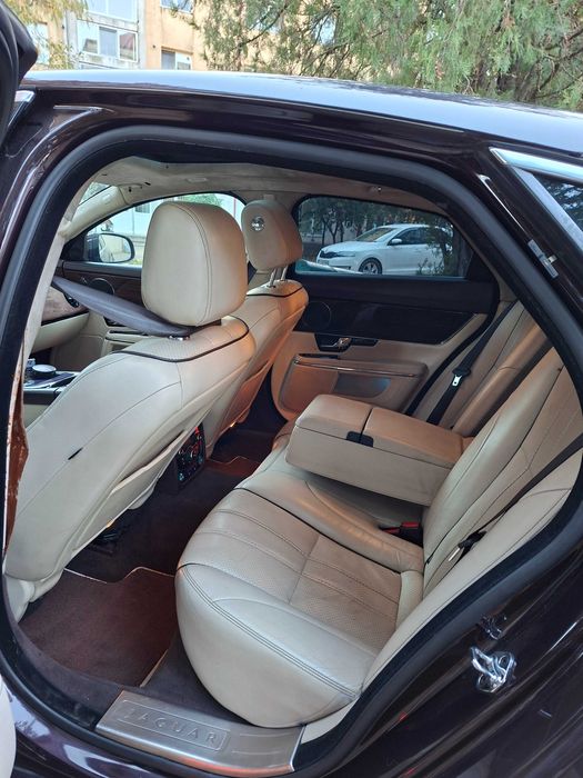 Jaguar xj vand sau schimb