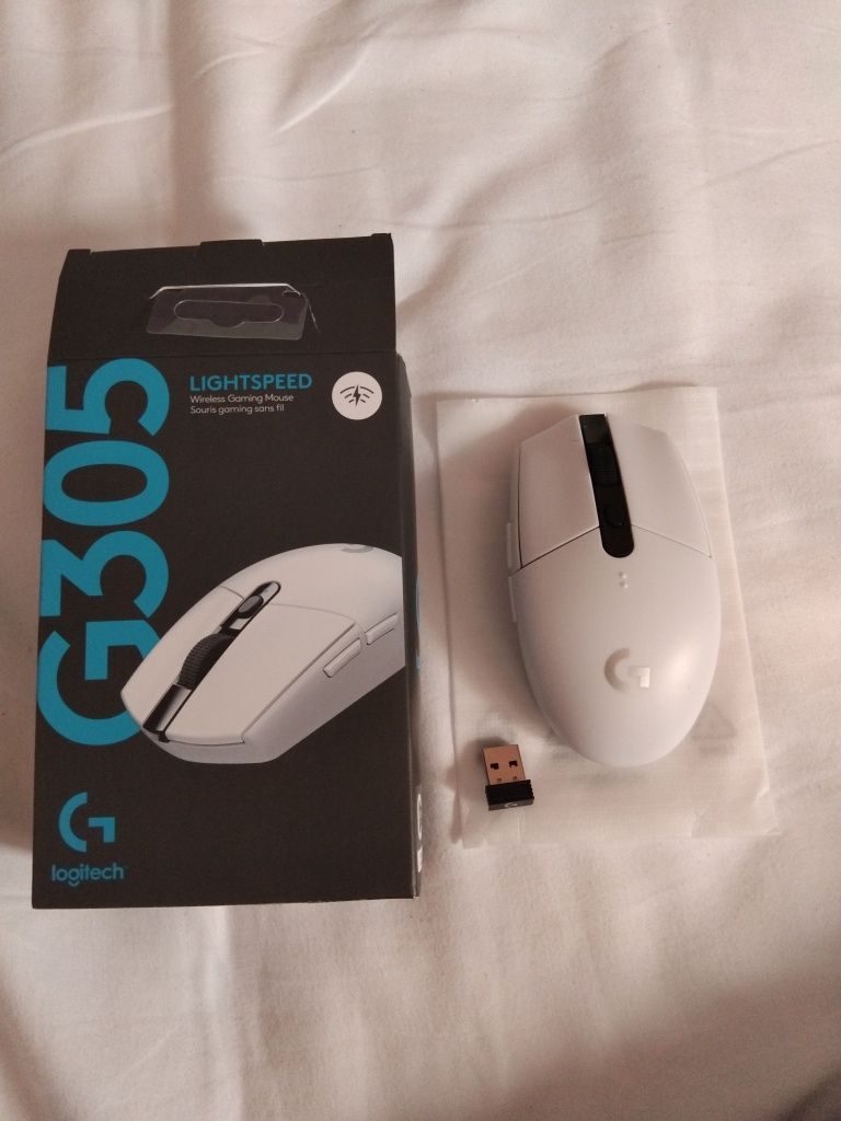 Продавам мишка Logitech G305 Lightspeed wireless