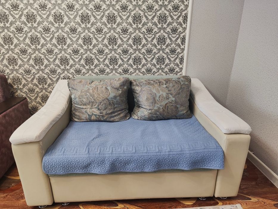 продаю мини диван