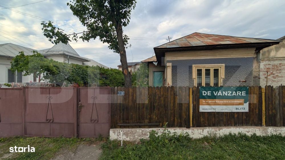 Bucsani 80mp, teren 2540mp casa de renovat