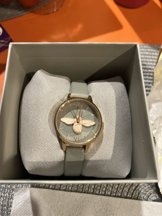 Ceas Emily Burton nou