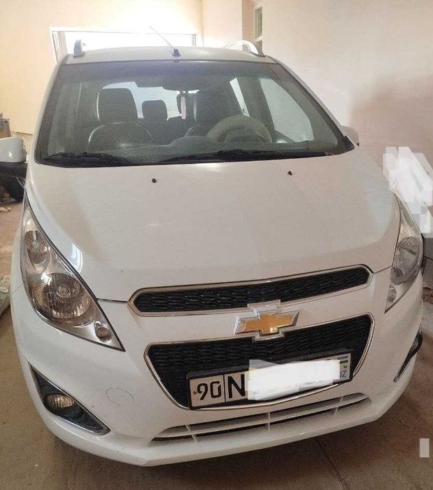 Тоза автомат спарк сотилади ҳалол 7 минг юрган.бензин.1-эга аёл киши