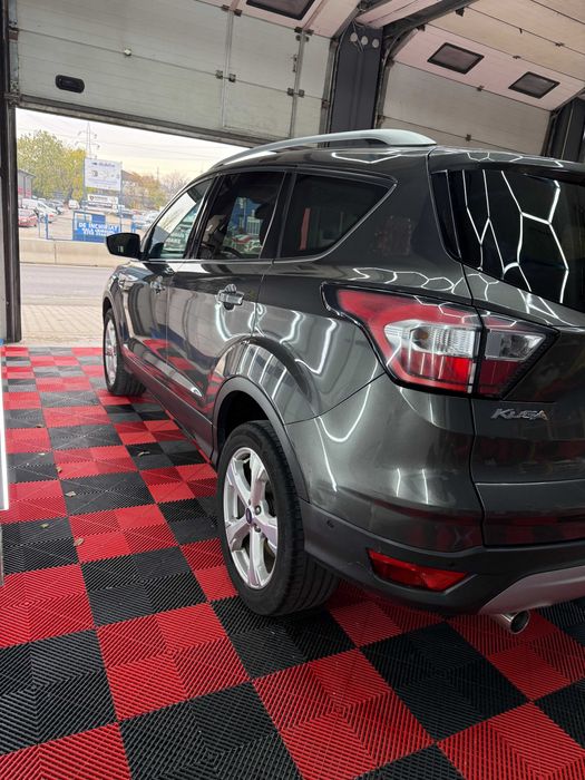 Ford Kuga Titanium / 2.0Tdci / 2018 / 4x4 IAWD / Automata / 180 CP