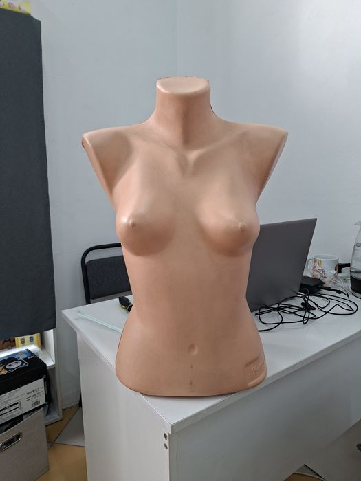 Манекен женский торс