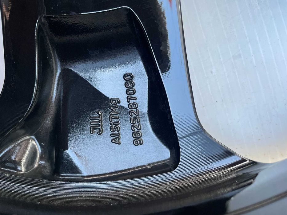 Jante aliaj R17 Citroen DS3 impecabile originale 4x108