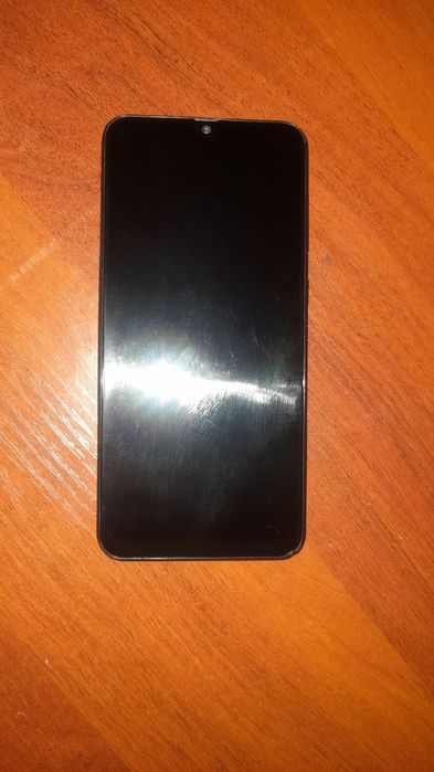 Samsung a 50  yangi holatda
