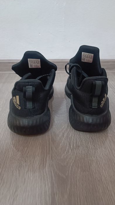 Vand Adidas alphabounce, marimea 38 2/3
