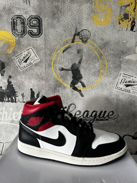 Jordan 1 mid black/gym red| 44,5