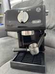 Espressor Delonghi manual - necesita service