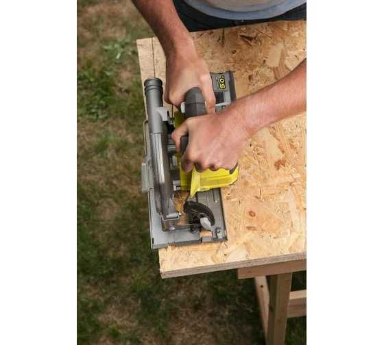 Пила дисковая бесщеточная аккумуляторная Ryobi R18CS7-0 ONE+