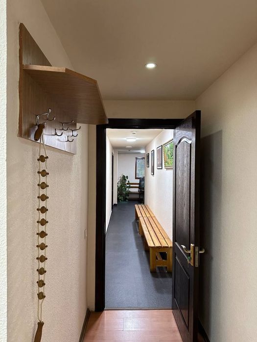 Уютный мебелированный офис в центре города ждёт вас!