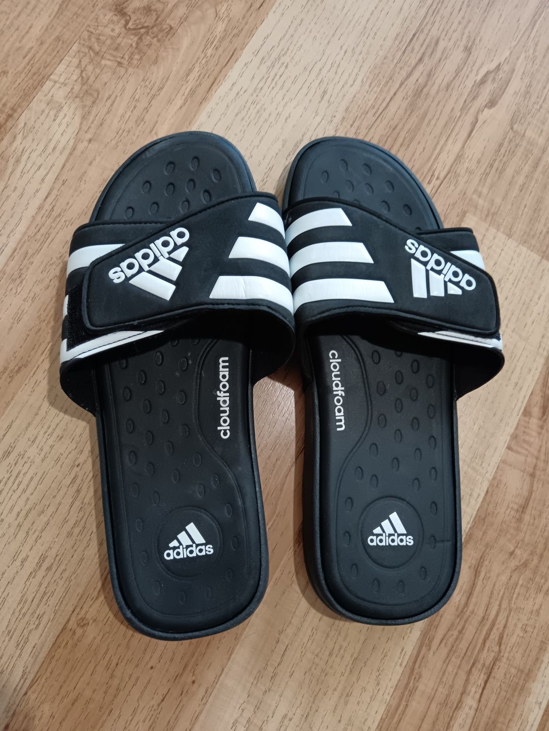 Adidas cloudfoam