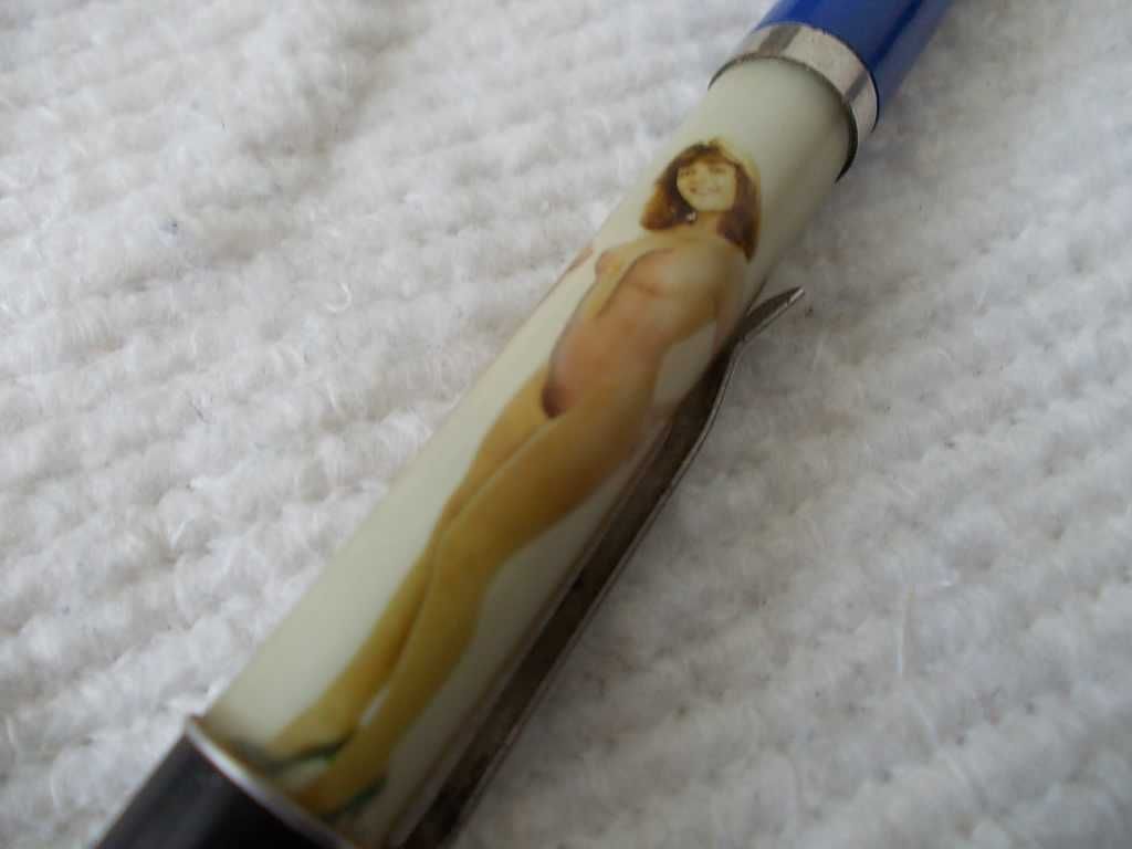 Стара " събличаща " химикалка DENMARK