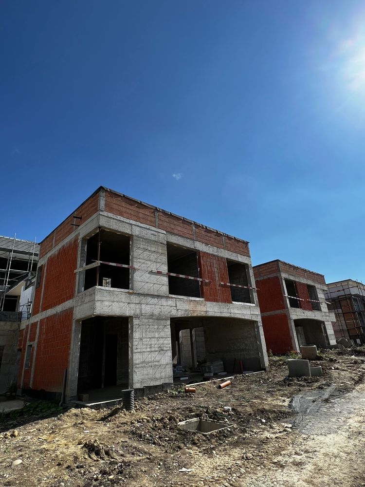 -Alfaax Construct - Servicii Constructii Complete-