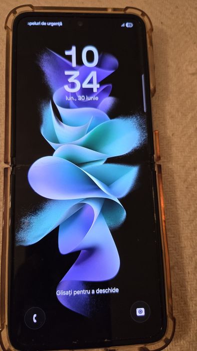 Samsung galaxy Z3 flip