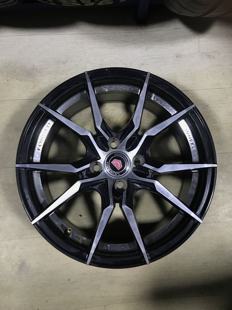 Vossen R16 disk 4x100