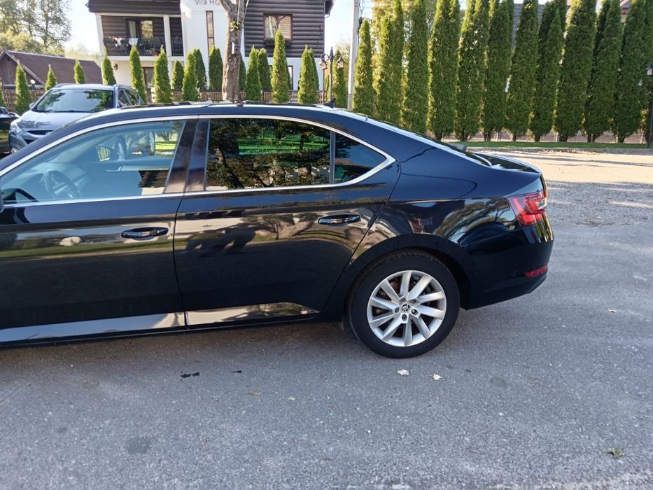 Vând Skoda Superb 3