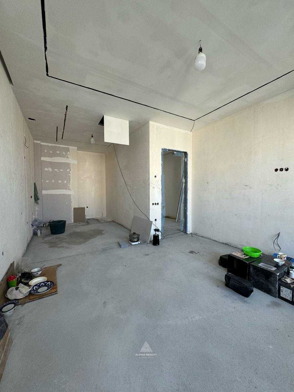 Mirabad Avenue 1 линия вид на дорогу, white box 64м2 СРОЧНО!