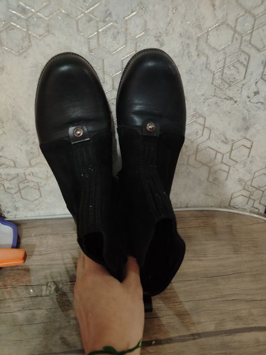 Продаю женские зимние сапоги в отличном состоянии