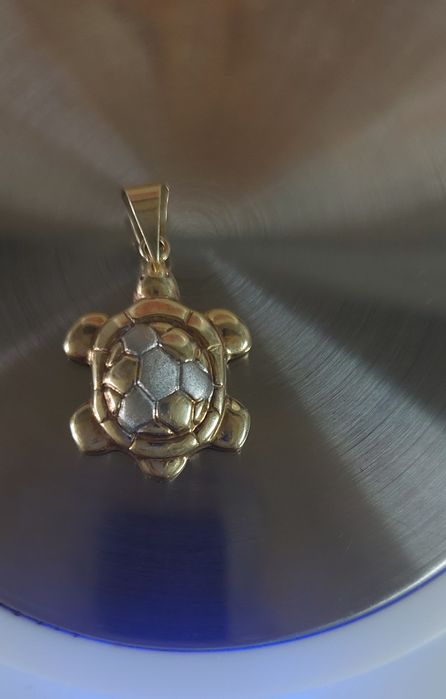 Колиета от Балтийски Кехлибар дълж.64 см