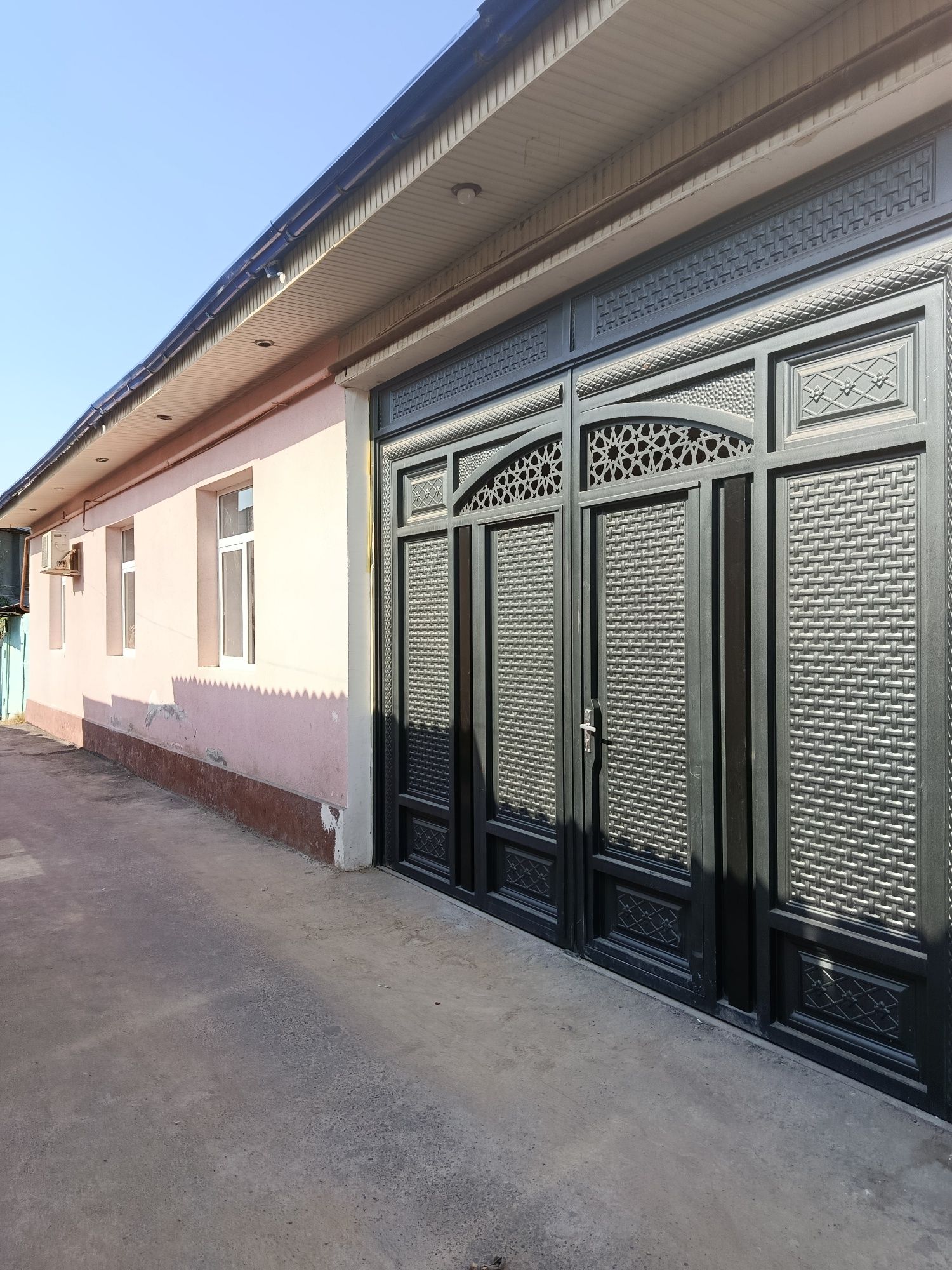 Продается Участок Юнус Абад Бадамзар. 4 соток 5 комнат